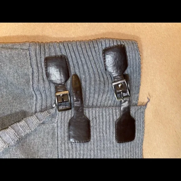 Yoins Sweater - Picture 2 of 3